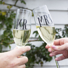 Personalized Wedding Champagne Flutes- Mr and Mrs Design - Engraved Flutes for Bride and Groom Gift for Customized Wedding Gift
